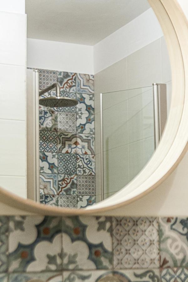 Suite Dante - Typical Apulian Rooms Чистернино Екстериор снимка